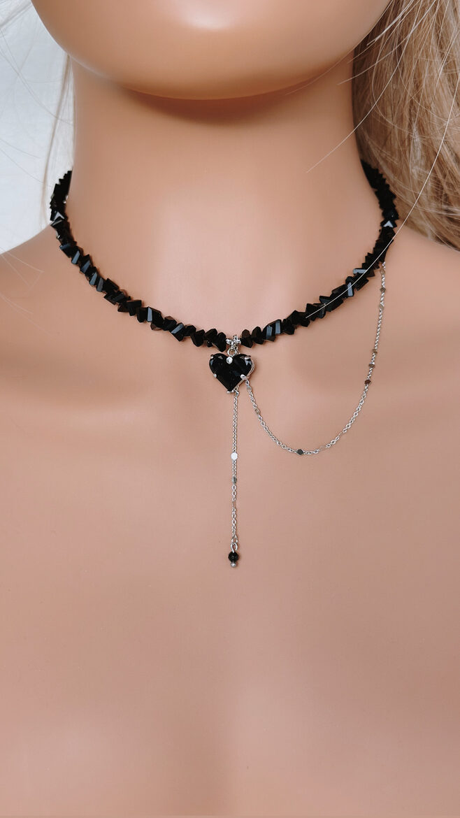 Melns stikla akmentiņu čokeris (sudraba)