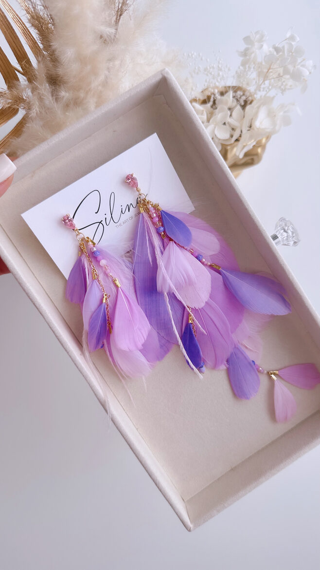 Lavender. Asimetriskie spalvu auskari