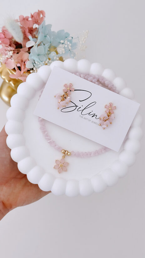 Komplekts Puķes kulona Maigi rozā