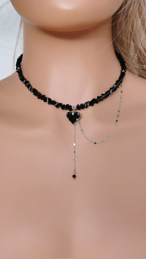 Melns stikla akmentiņu čokeris (sudraba)