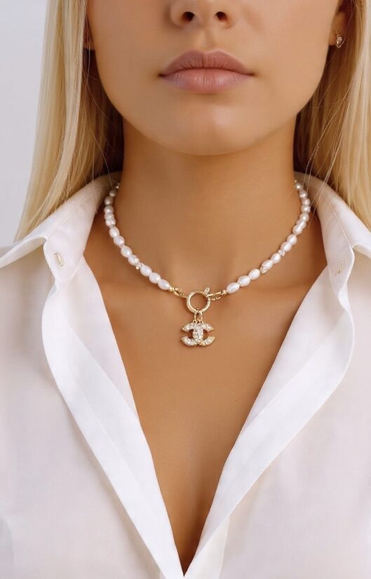 Kaklarota/čokeris ar CC kuloniem