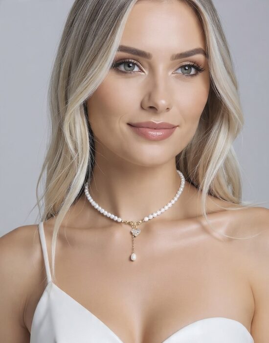 Pērļu čokeris ar sirds kristāla kulonu