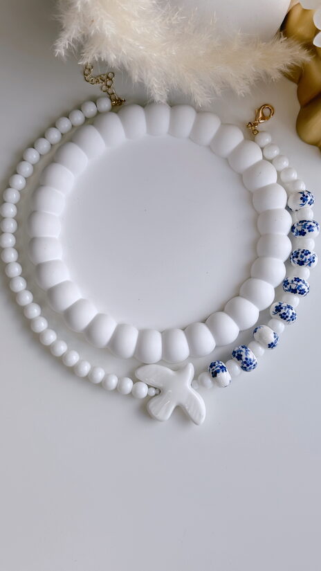 Kaklarota Dūja ( Balta) 