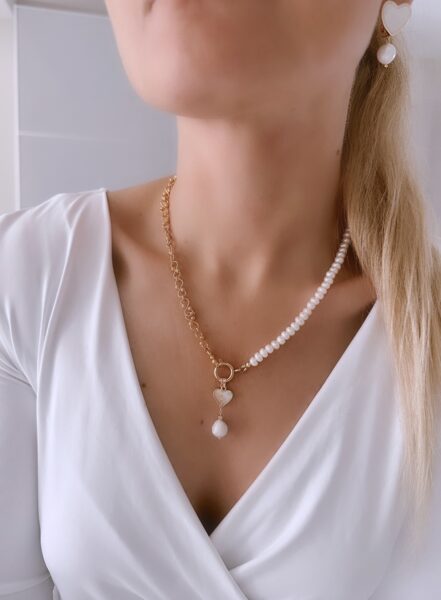 Kaklarota Perlamutra sirsniņa