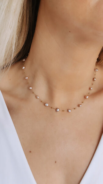 Vecrozā mazo dabīgo saldūdens pērļu ķēdīte