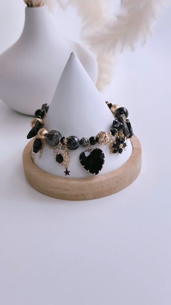 Rokassprādze Stikla Melnā ( Rokudarbs)