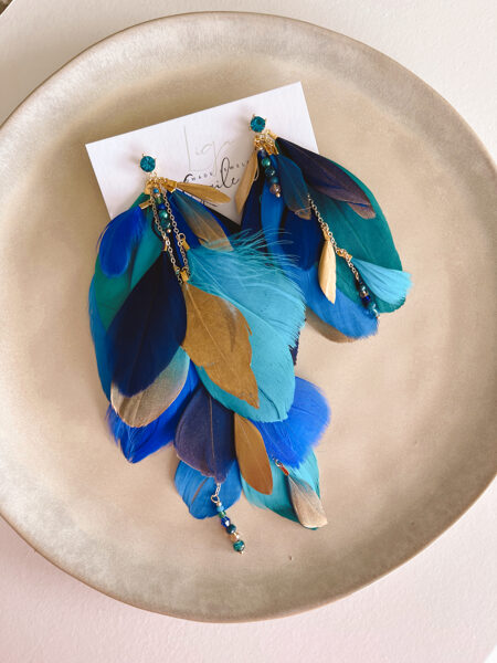 Teal. Asimetriskie spalvu auskari