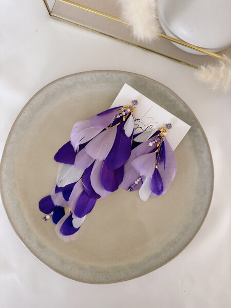 Lavanda. Asimetriskie spalvu auskari